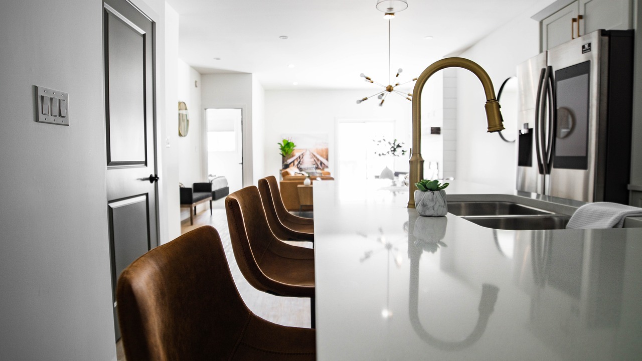 Expert Short-Term Rental Management | Host Support in South Florida