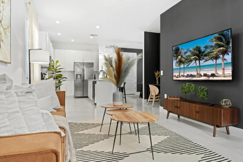 Luxury transitional style living room in a Fort Lauderdale vacation rental managed by FTL Vacay Home.