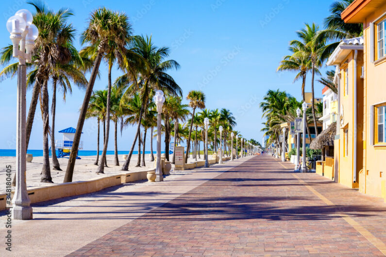 hollywood beach boardwalk is a must see for candians and snowbirds