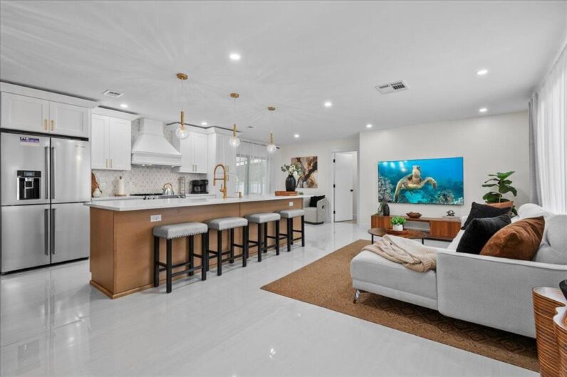 Luxury Remodeled Home | Heated Pool | Near Beaches